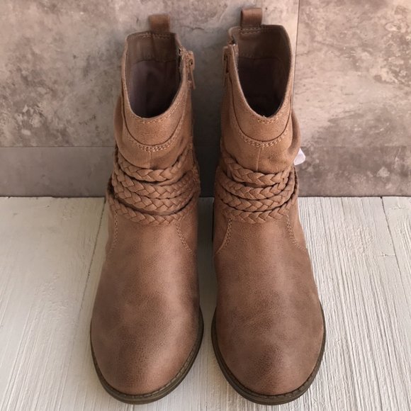 Mia Kids Tammi Little Kid Mushroom Size 2.0 M - Picture 5 of 11